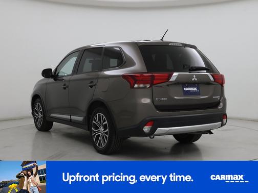 2016 Mitsubishi Outlander SE