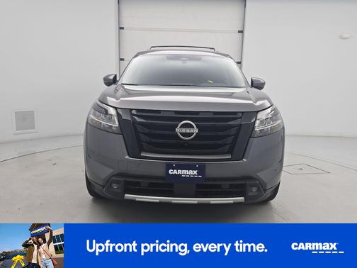 Gray 2022 Nissan Pathfinder SL