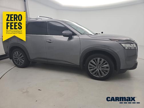 Gray 2022 Nissan Pathfinder SL