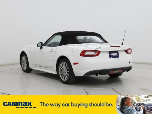 2019 FIAT 124 Spider Classica