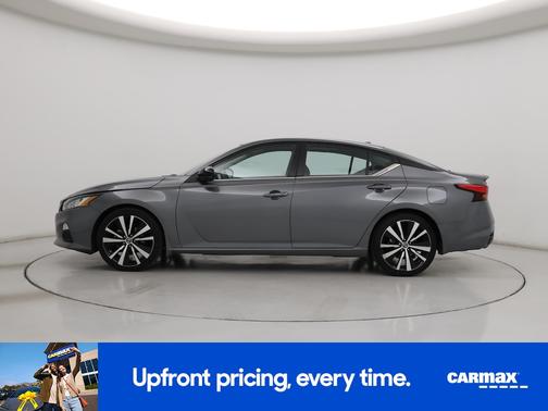 2022 Nissan Altima SR