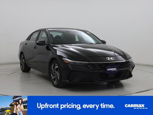 Black 2024 Hyundai ELANTRA SEL