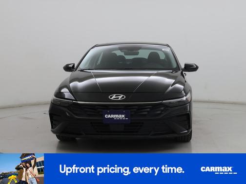 Black 2024 Hyundai ELANTRA SEL