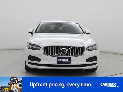 White 2022 Volvo S90 B6 Inscription