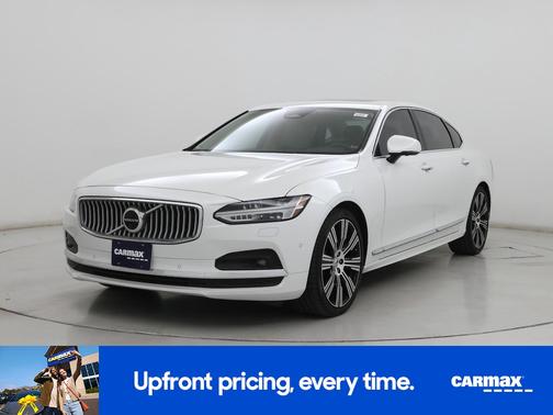 White 2022 Volvo S90 B6 Inscription