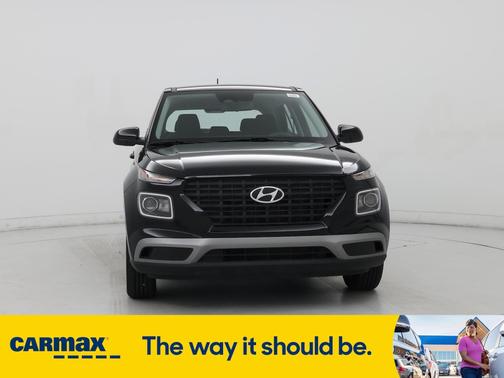 2023 Hyundai VENUE SE