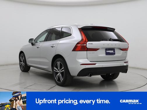 2021 Volvo XC60 T5 Momentum