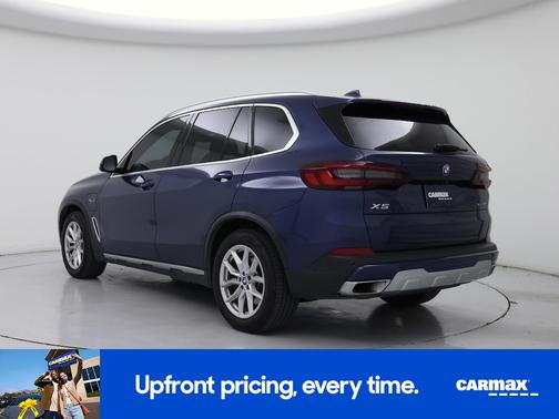 Blue 2022 BMW X5 PHEV XDrive45e