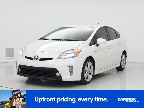 White 2014 Toyota Prius Five