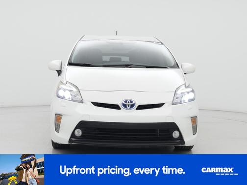 White 2014 Toyota Prius Five