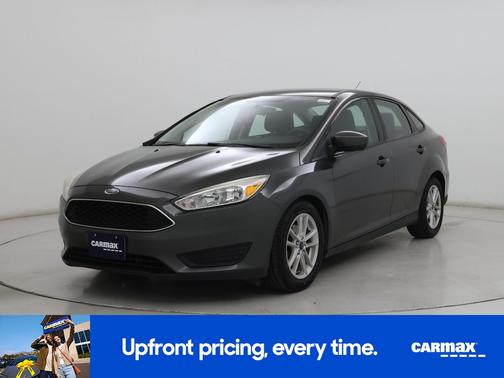 Gray 2018 Ford Focus SE