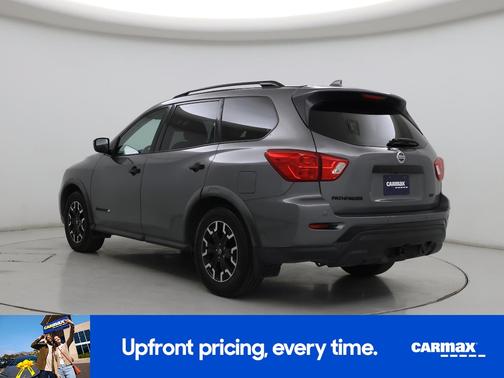 2020 Nissan Pathfinder SV