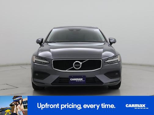 2020 Volvo S60 T5 Momentum