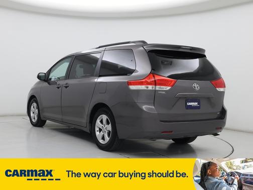2014 Toyota Sienna LE