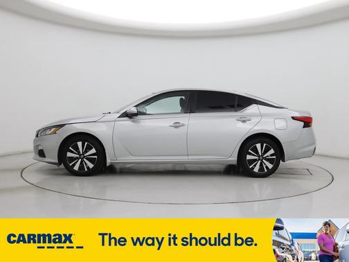 2022 Nissan Altima SV