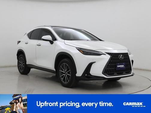 White 2025 Lexus NX 350h Luxury