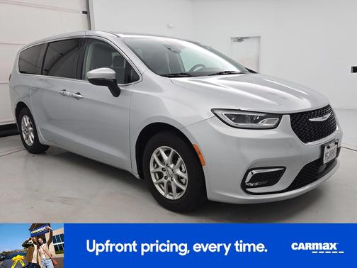 Silver 2023 Chrysler Pacifica Touring L