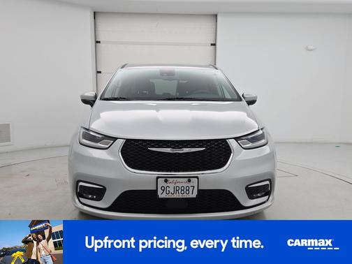 Silver 2023 Chrysler Pacifica Touring L