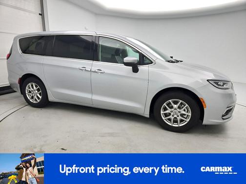 Silver 2023 Chrysler Pacifica Touring L