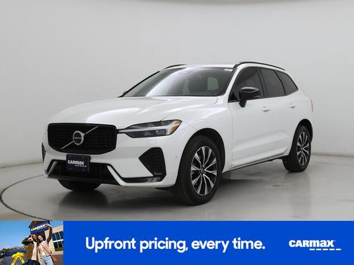 2024 Volvo XC60 B5 Plus Dark Theme