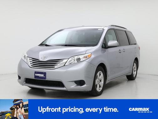 Silver 2017 Toyota Sienna LE