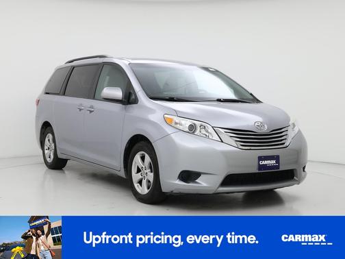 Silver 2017 Toyota Sienna LE