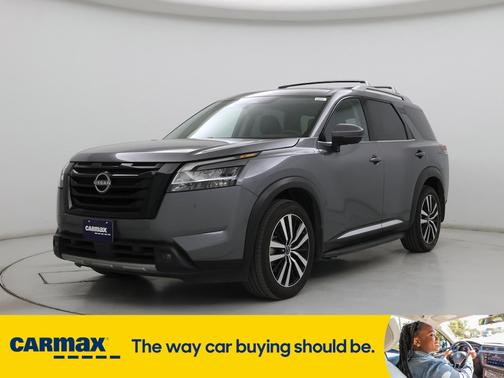 2023 Nissan Pathfinder Platinum