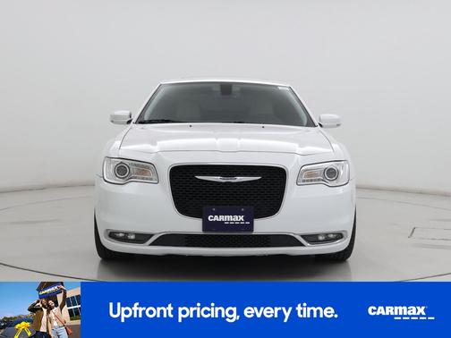 2021 Chrysler 300 Touring L