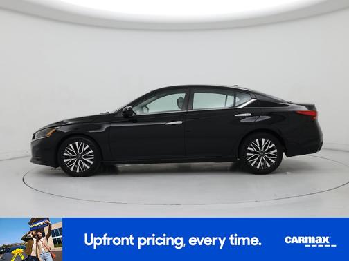 2023 Nissan Altima SV