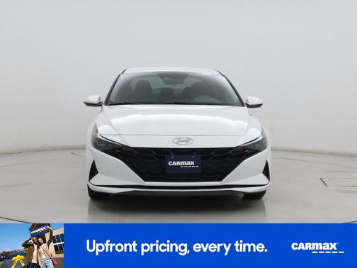 2021 Hyundai ELANTRA SE