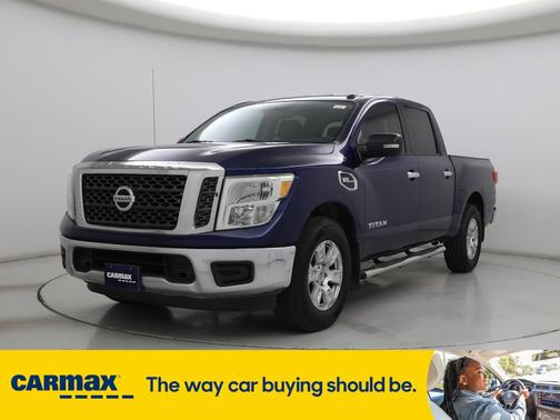 2017 Nissan Titan SV