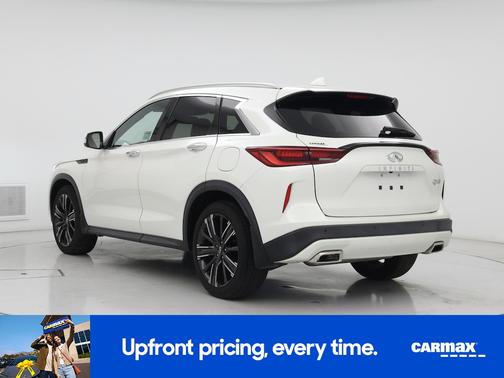 White 2022 INFINITI QX50 Luxe