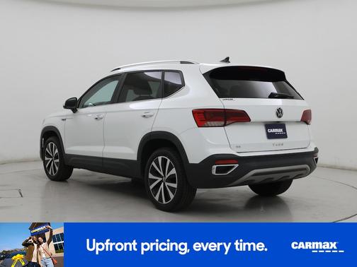 White 2022 Volkswagen Taos SE