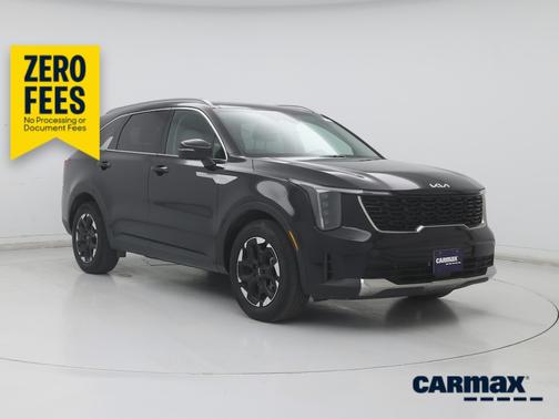Black 2025 Kia Sorento S