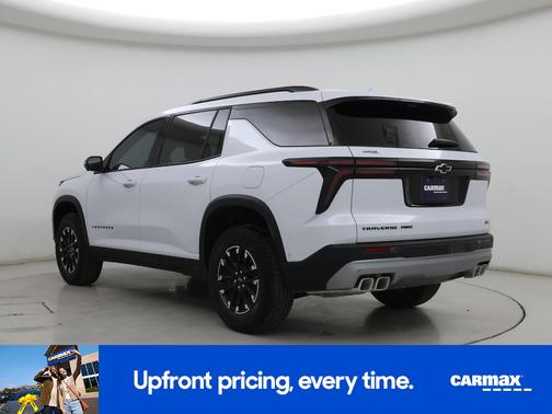 White 2026 Chevrolet Traverse Z71