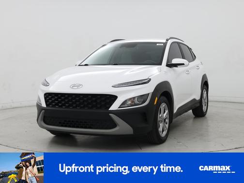 White 2023 Hyundai KONA SEL