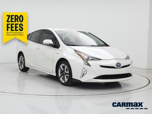 White 2017 Toyota Prius Four