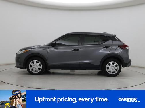 Gray 2021 Nissan Kicks S
