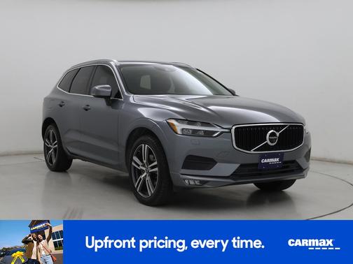 Gray 2020 Volvo XC60 T5 Momentum