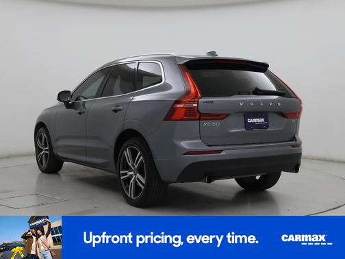 Gray 2020 Volvo XC60 T5 Momentum