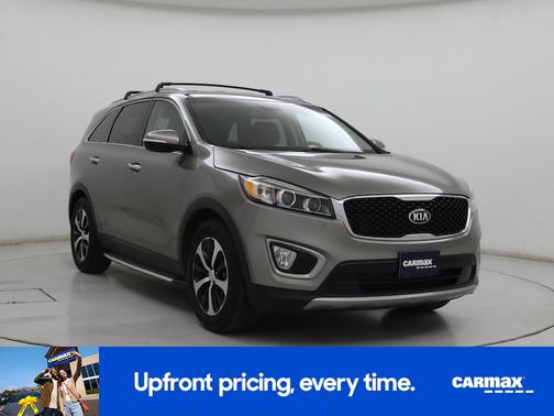 Gray 2016 Kia Sorento EX