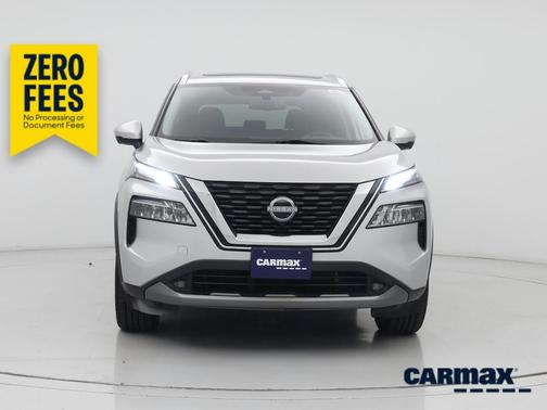 Silver 2022 Nissan Rogue SL