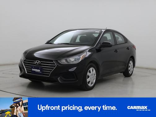 Black 2020 Hyundai Accent SE