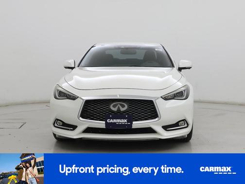 2017 INFINITI Q60 Premium