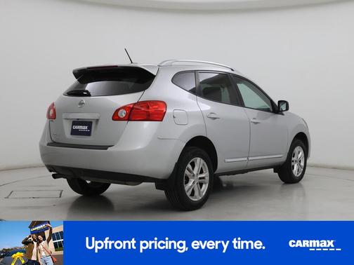 Silver 2015 Nissan Rogue Select S