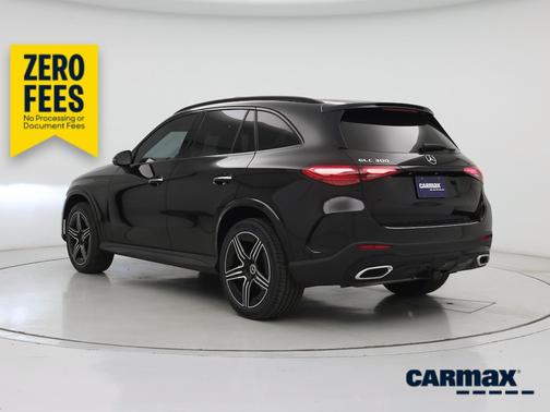 Black 2023 Mercedes-Benz GLC 300