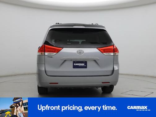 Gray 2014 Toyota Sienna LE