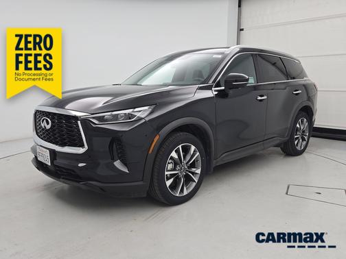 Black 2023 INFINITI QX60 Luxe
