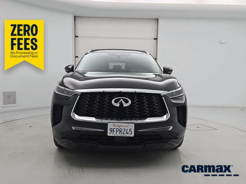 Black 2023 INFINITI QX60 Luxe