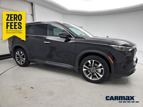 Black 2023 INFINITI QX60 Luxe